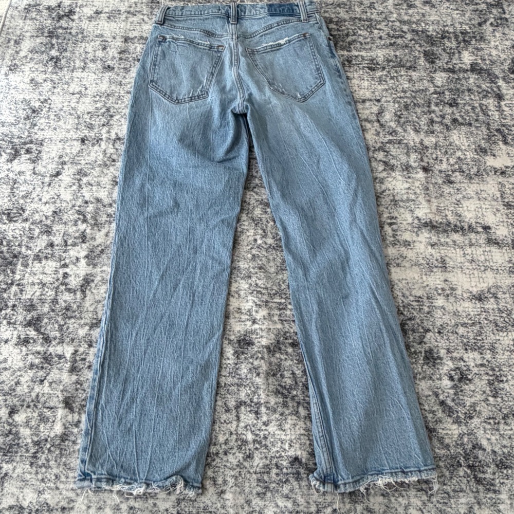 Abercrombie & Fitch The 90s Straight Jeans Women 28/6s Light Wash Distressed - Picture 8 of 12